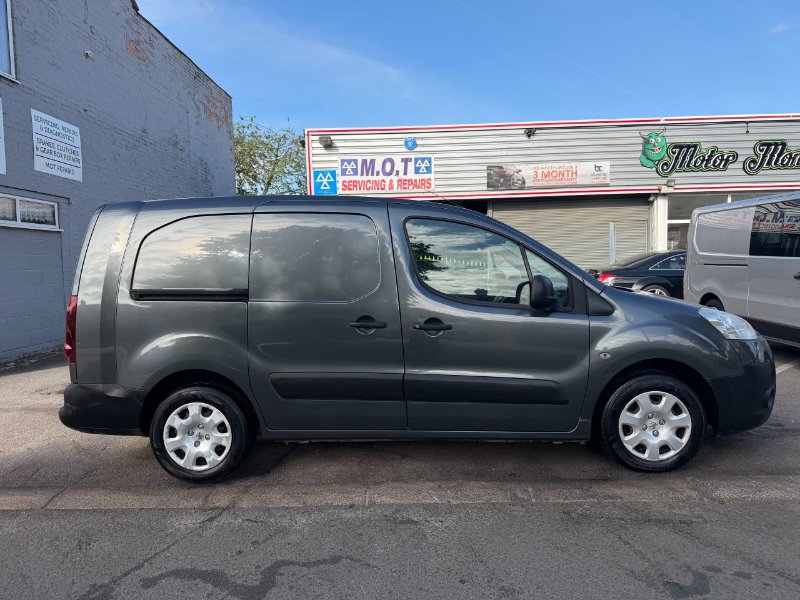 2013 Peugeot Partner 1.6 eHDi 750 SE 6 Seat Crew Van
